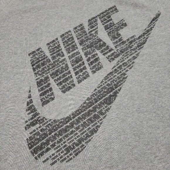 Nike Sweatshirt Size Medium "There Is No Finish Line" Nike Swoosh Graphic Print - Picture 3 of 6
